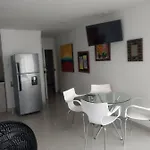 Apartamento en cartagena 1C5 balcòn con vista del mar con aire acondicionado y Wifi